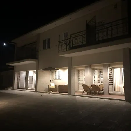 게스트하우스 Quinta Dos Arcos 4*